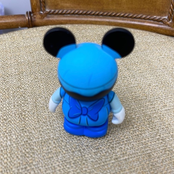 EUC Vinylmation Mickey’s Christmas Carol - Picture 3 of 5